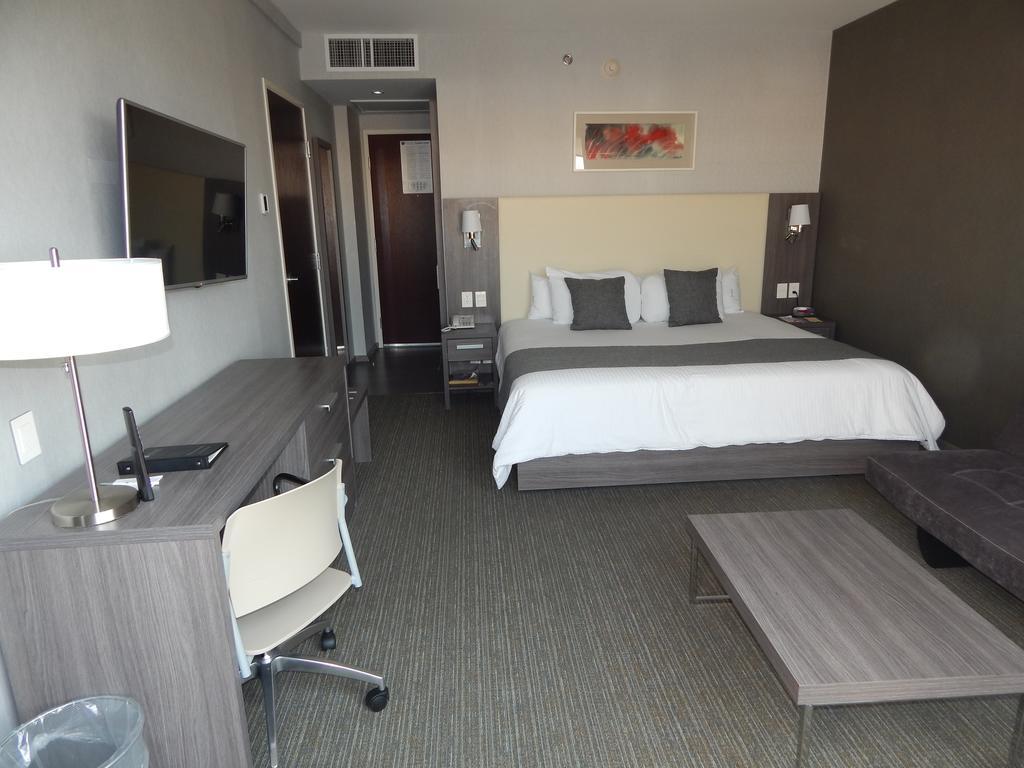 Casa Inn Galerias Celaya Екстер'єр фото